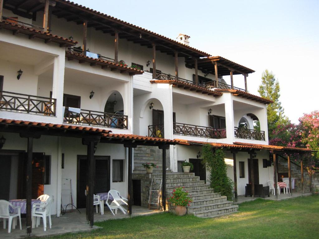 Helios Land Apartman Néosz Marmarász Szoba fotó